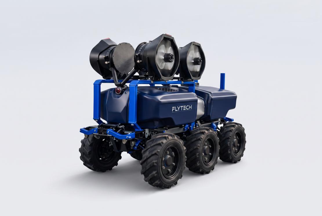 Rover a spruzzo su sei ruote con tre ugelli centrifughi e serbatoio da 240 litri
